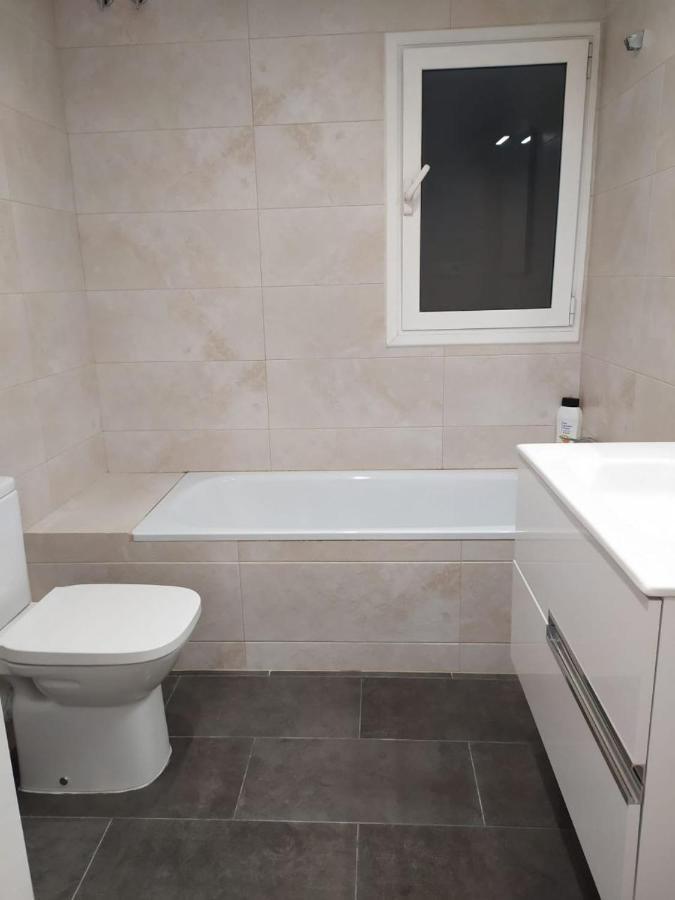 Rooms Arago Барселона Екстериор снимка