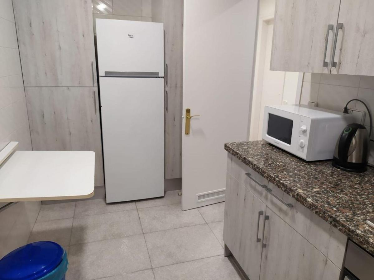 Rooms Arago Барселона Екстериор снимка