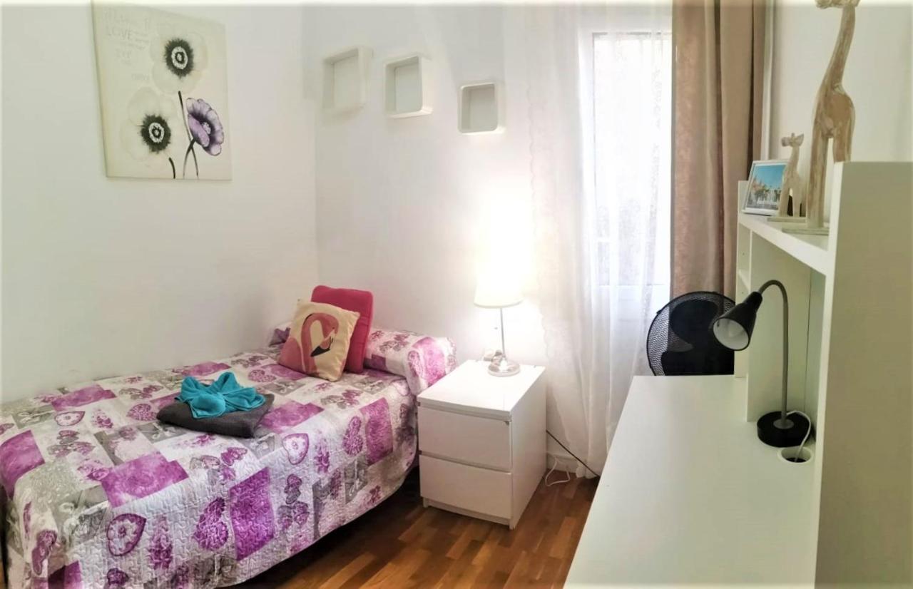 Rooms Arago Барселона Екстериор снимка