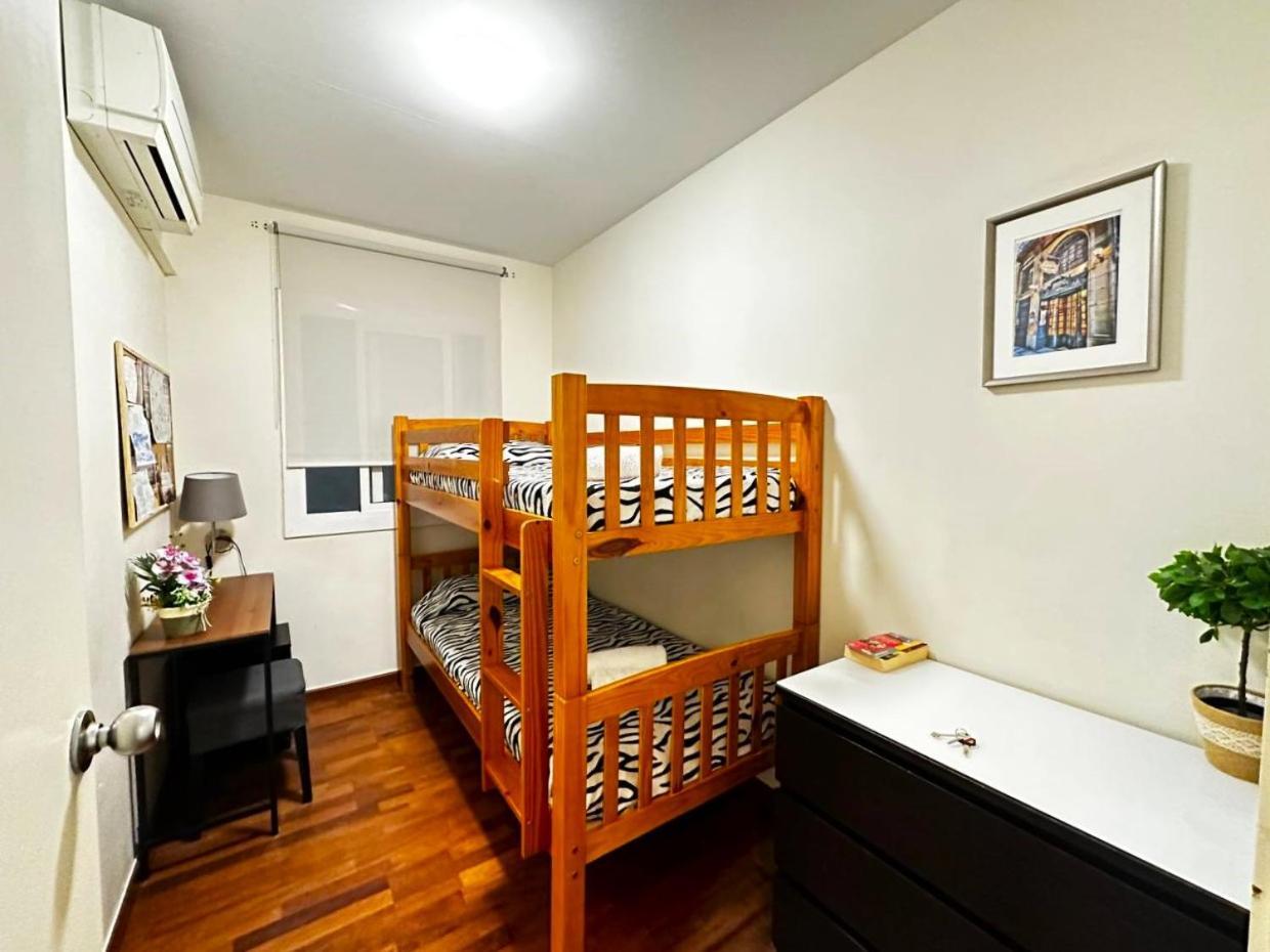 Rooms Arago Барселона Екстериор снимка